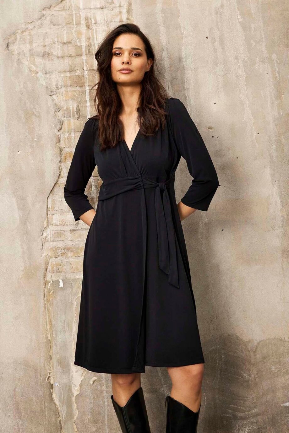 Sort Front Fay Kjole Farve: Black Størrelse: Dame - In Front Kjoler  - 5714220304590