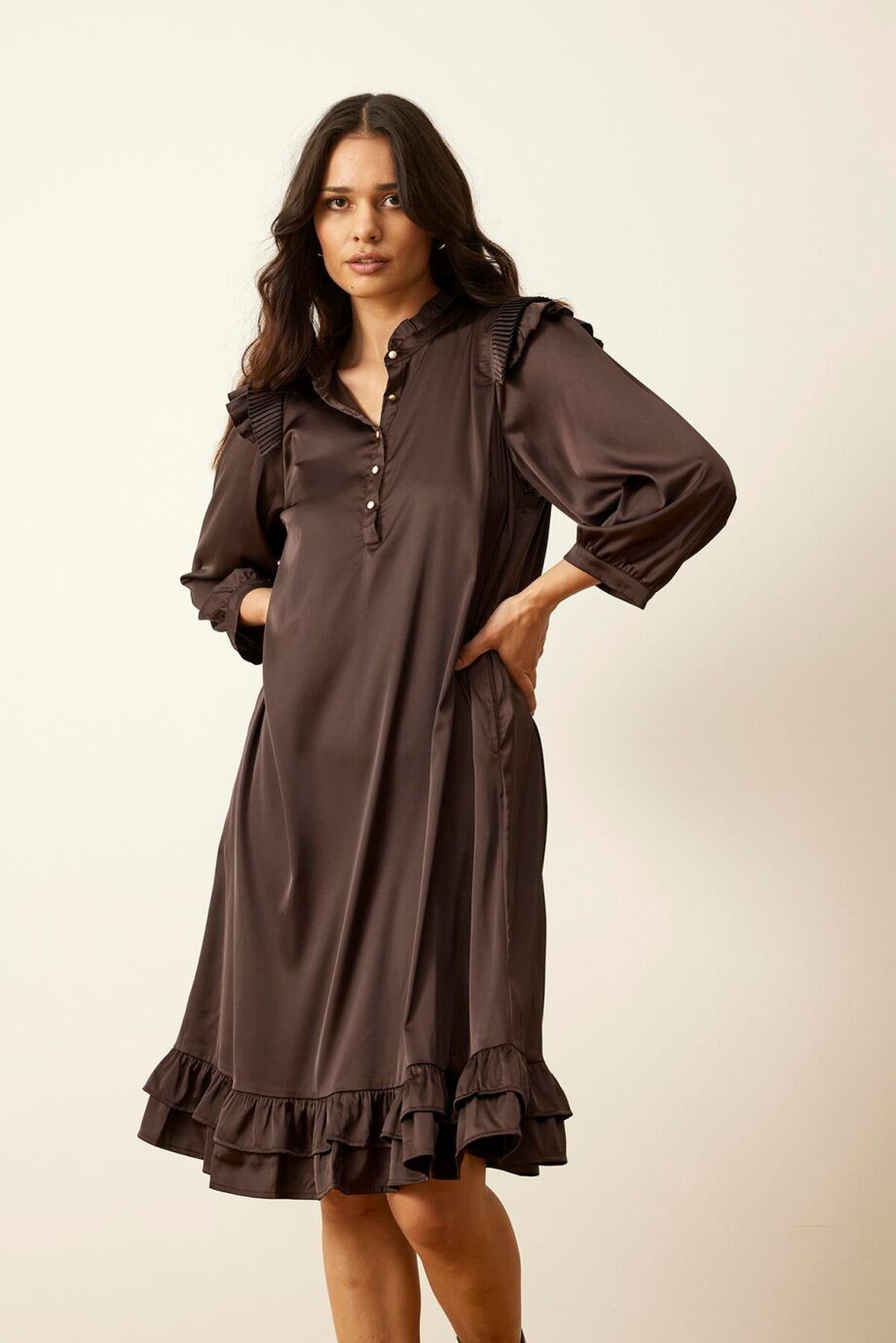 Brun Front Mandy Kjole Farve: Dark Brown Størrelse: Dame - In Front Kjoler  - 5714220310492