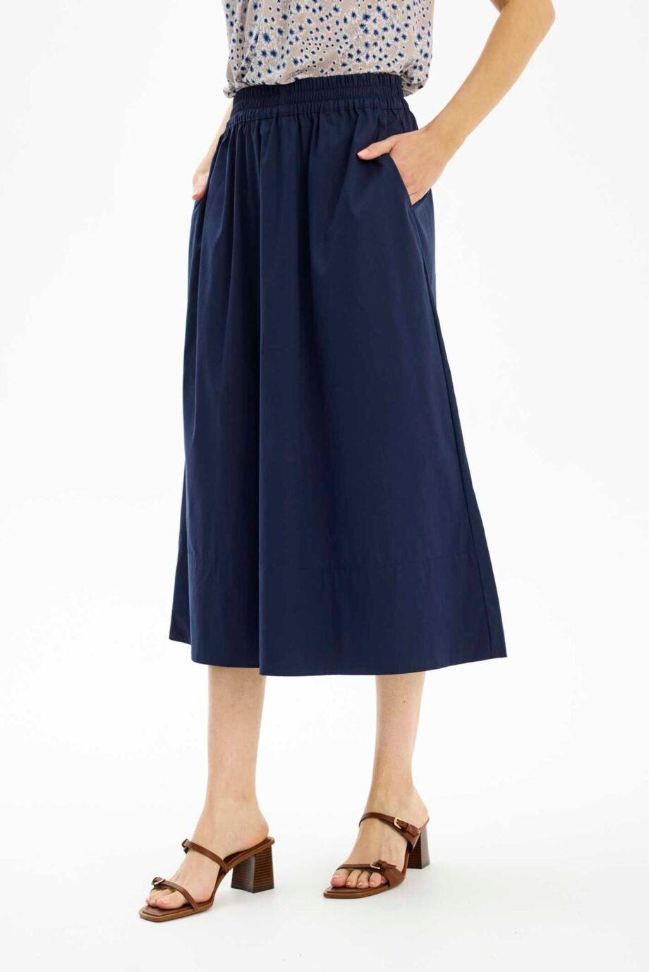 Blå Front Sandra Nederdel Farve: Navy Størrelse: Dame - In Front Nederdele  - 5714220377853